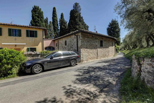 appartamento in vendita a San Casciano in Val di Pesa in zona Montefiridolfi