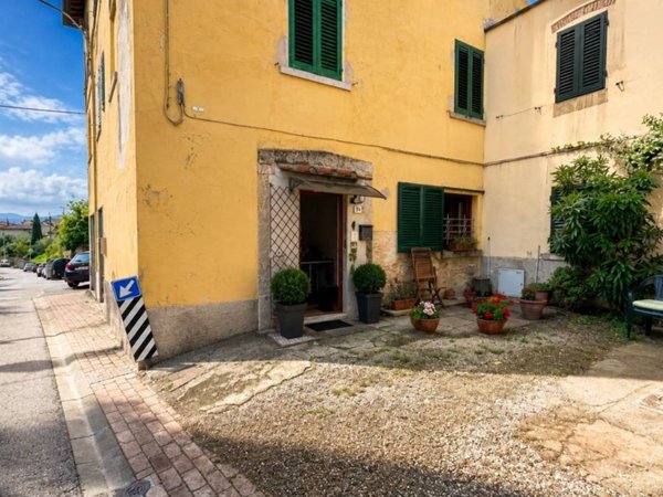 appartamento a San Casciano in Val di Pesa in zona Mercatale in Val di Pesa