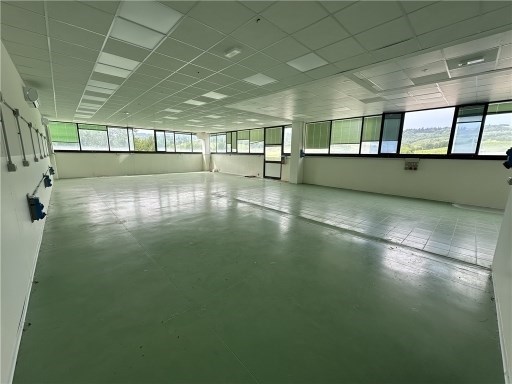 negozio in vendita a San Casciano in Val di Pesa in zona Cerbaia