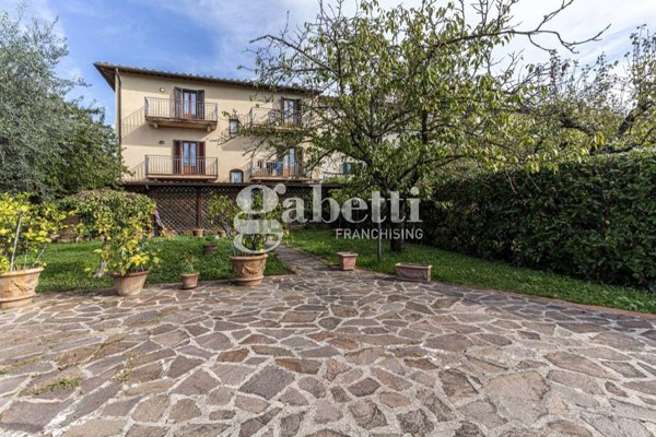 casa indipendente a San Casciano in Val di Pesa in zona Mercatale in Val di Pesa