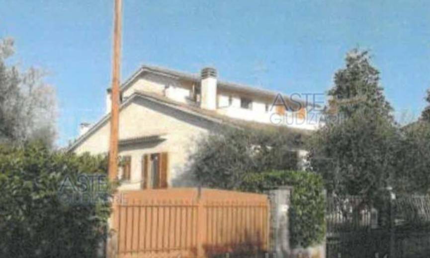 casa indipendente in vendita a San Casciano in Val di Pesa