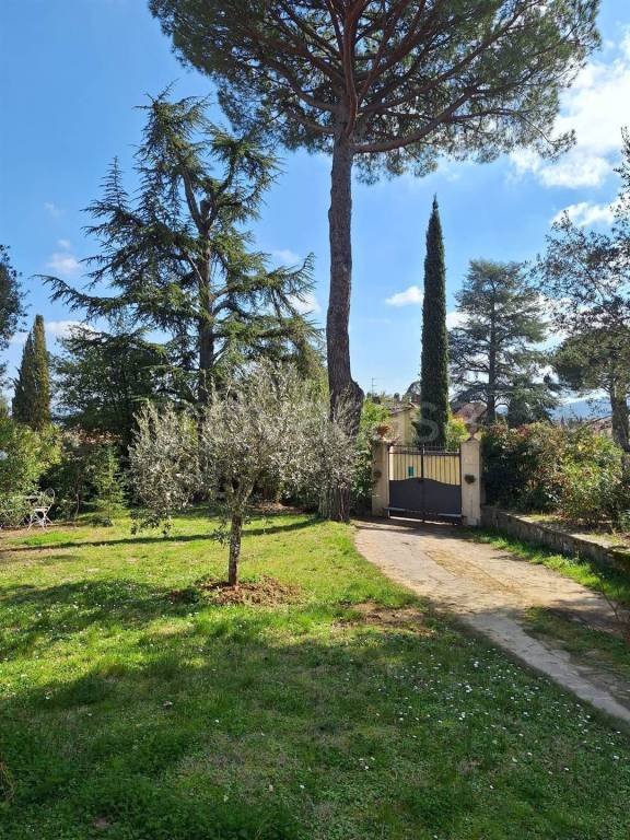 casa indipendente a San Casciano in Val di Pesa in zona Mercatale in Val di Pesa