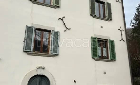appartamento in vendita a San Godenzo in zona San Bavello