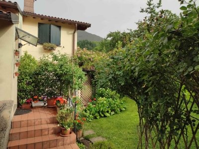 appartamento in vendita a San Godenzo in zona Castagno d'Andrea