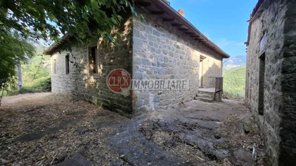 casa indipendente in vendita a San Godenzo