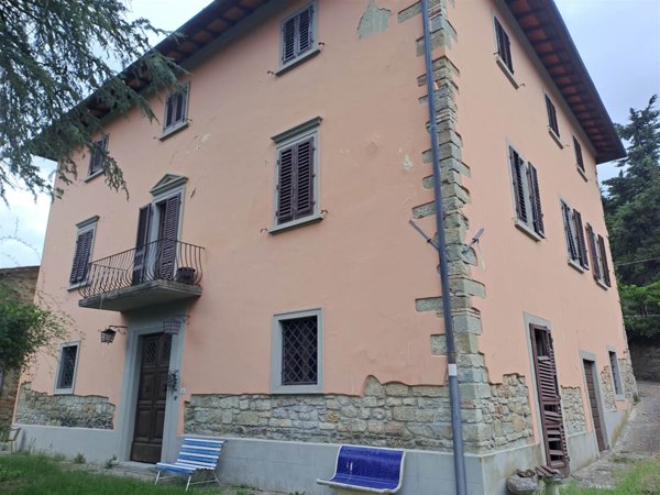 villa in vendita a San Godenzo in zona San Bavello