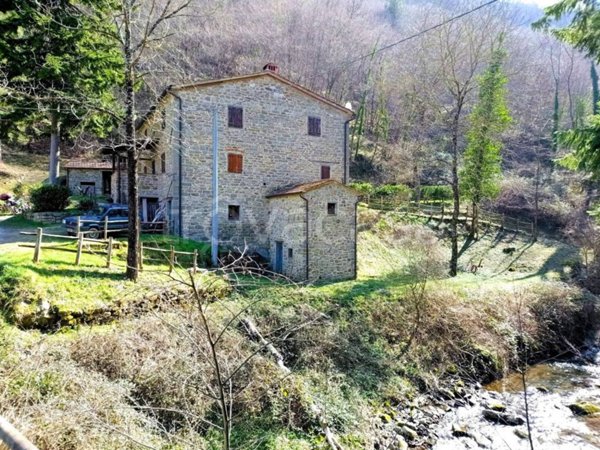 appartamento in vendita a San Godenzo in zona Castagno d'Andrea