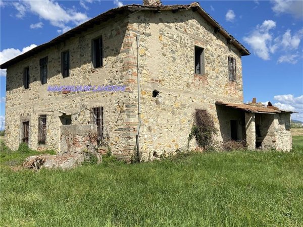 casa indipendente in vendita a Scandicci in zona San Vincenzo a Torri