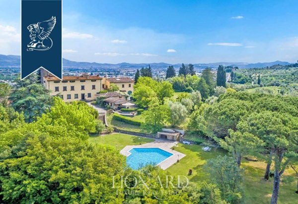 casa indipendente in vendita a Scandicci
