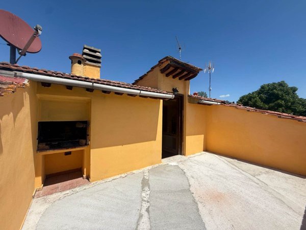 casa indipendente in vendita a Scandicci in zona San Vincenzo a Torri