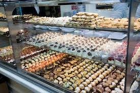 negozio in vendita a Scandicci in zona Casellina