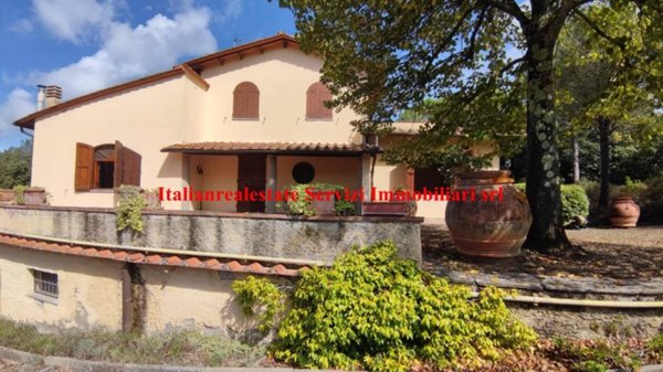 casa indipendente in vendita a Scandicci