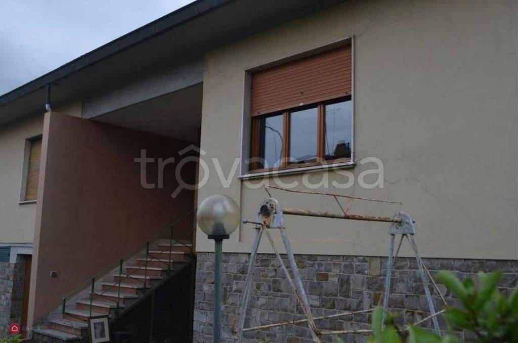 casa indipendente in vendita a Scandicci in zona San Vincenzo a Torri