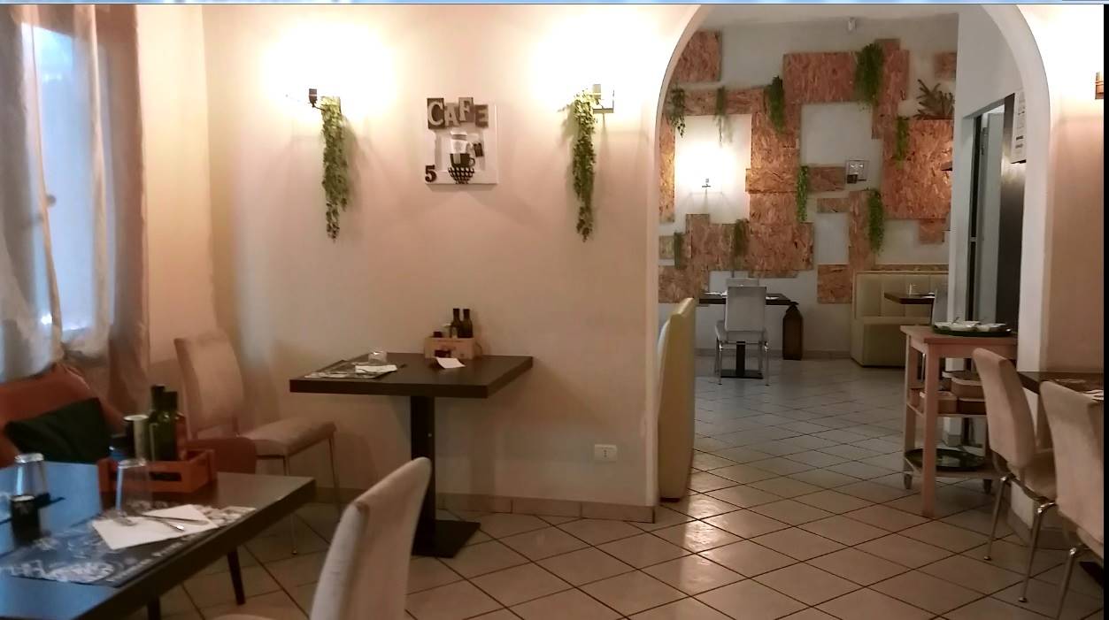 negozio in vendita a Scandicci