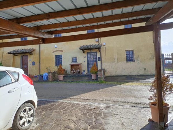 casa indipendente in vendita a Scandicci