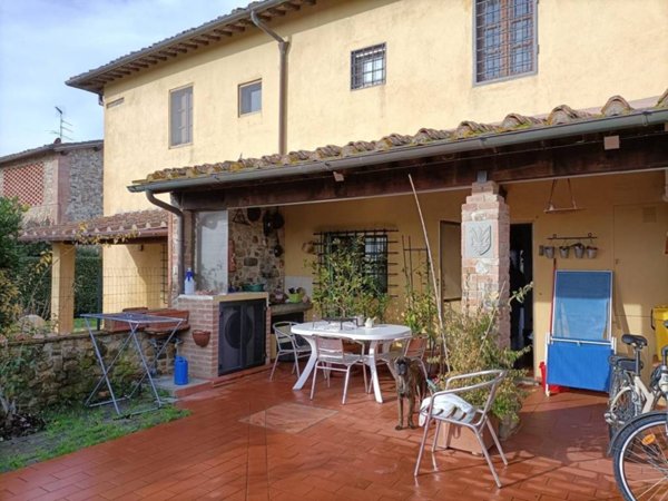 casa indipendente in vendita a Scandicci