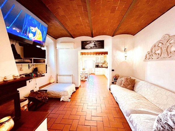 casa indipendente in vendita a Scandicci