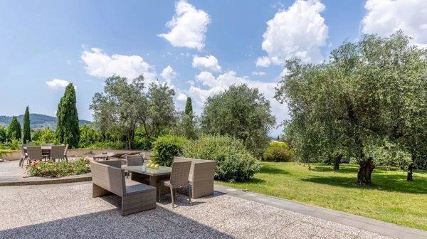 casa indipendente in vendita a Scandicci