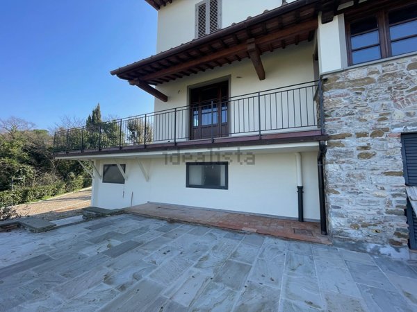 casa semindipendente in vendita a Scandicci in zona Mosciano