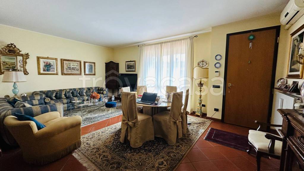 casa indipendente in vendita a Scandicci in zona San Vincenzo a Torri