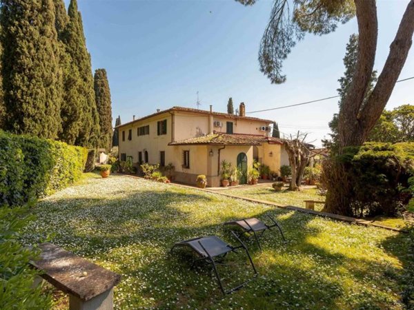 casa indipendente in vendita a Scandicci in zona Rinaldi
