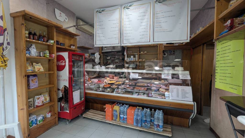 negozio in vendita a Scandicci
