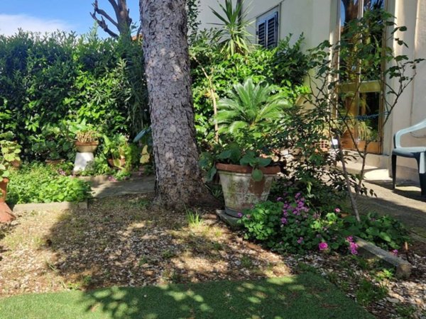 casa indipendente in vendita a Scandicci in zona Rinaldi