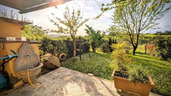 casa indipendente in vendita a Scandicci in zona San Michele a Torri