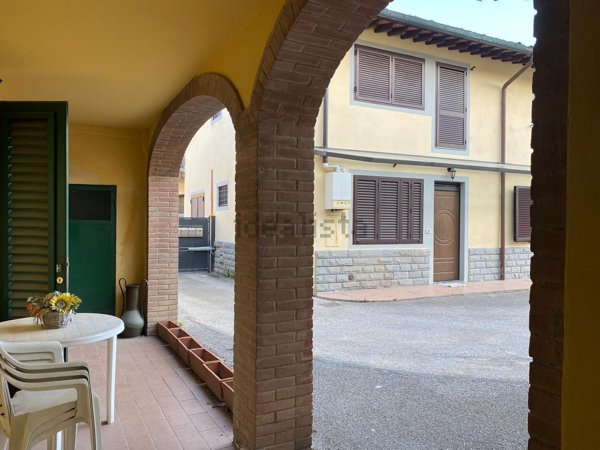 appartamento in vendita a Scandicci in zona Badia a Settimo