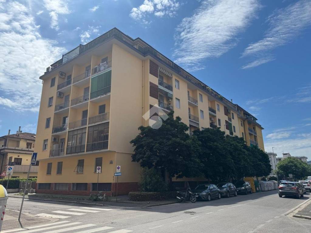 appartamento in vendita a Scandicci in zona Casellina