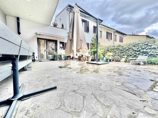 casa indipendente in vendita a Scandicci