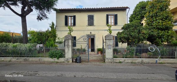 casa indipendente in vendita a Scandicci in zona Badia a Settimo