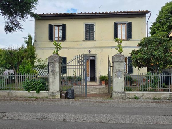 casa indipendente in vendita a Scandicci in zona Badia a Settimo