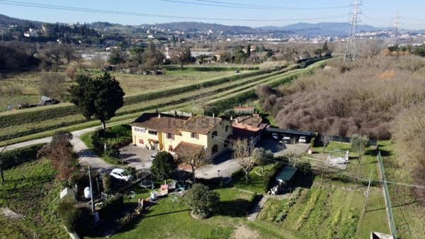 casa indipendente in vendita a Scandicci