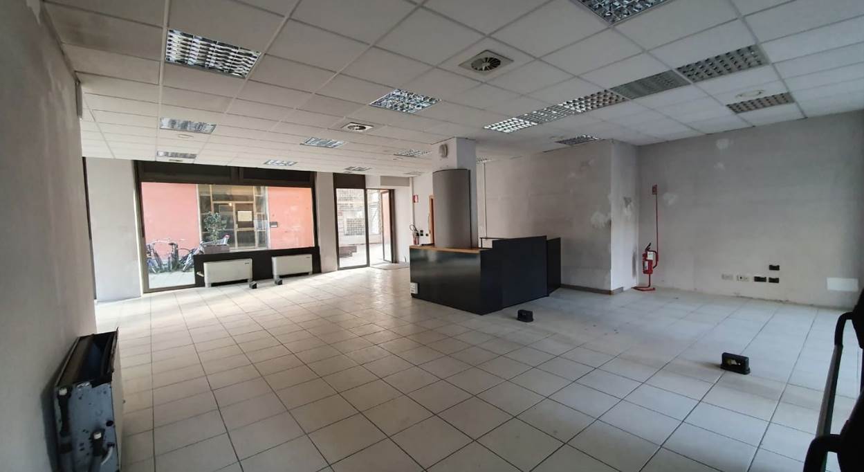 ufficio in vendita a Scandicci in zona San Giusto