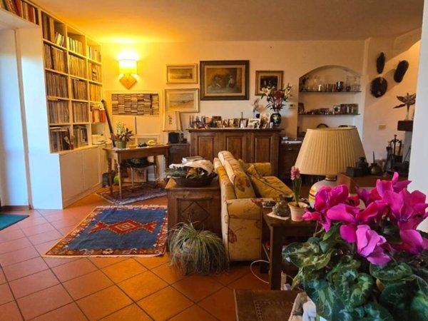 casa indipendente in vendita a Scandicci in zona Mosciano