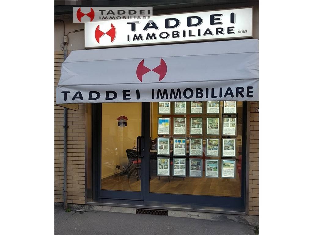 negozio in vendita a Scandicci in zona Badia a Settimo