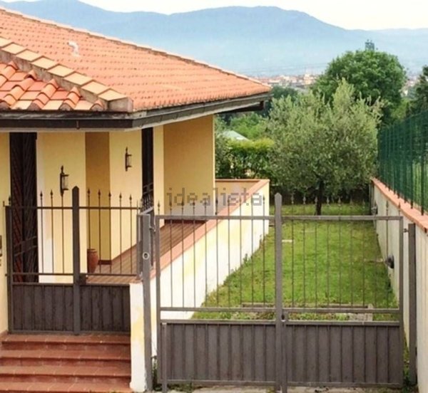 casa indipendente in vendita a Scandicci in zona San Martino alla Palma
