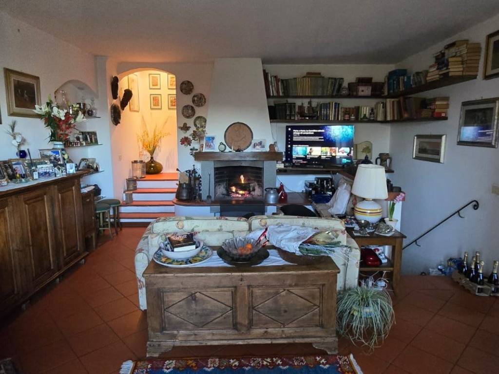 casa indipendente in vendita a Scandicci in zona Mosciano