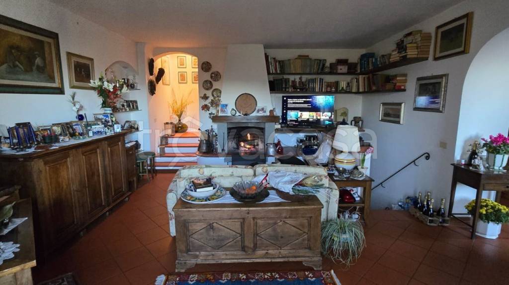 casa indipendente in vendita a Scandicci
