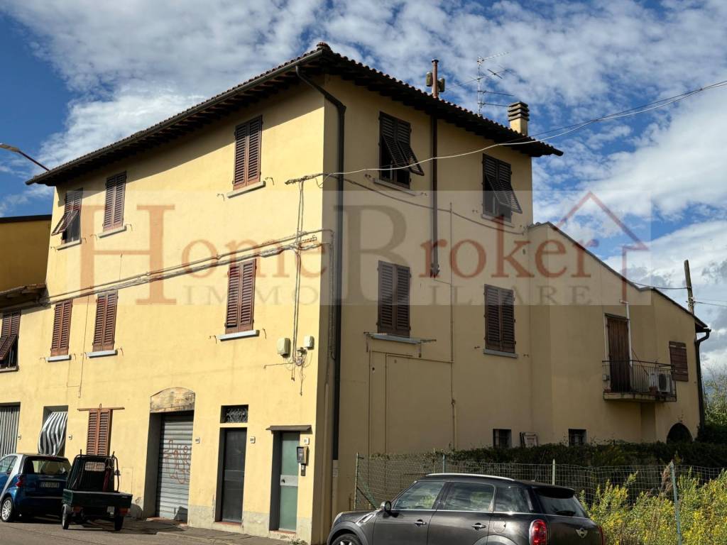 casa indipendente in vendita a Scandicci