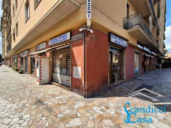 locale di sgombero in vendita a Scandicci in zona San Giusto
