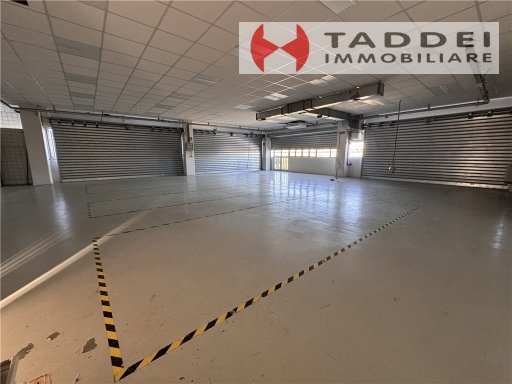 negozio in vendita a Scandicci