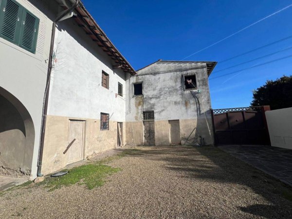 casa indipendente in vendita a Scandicci in zona San Martino alla Palma