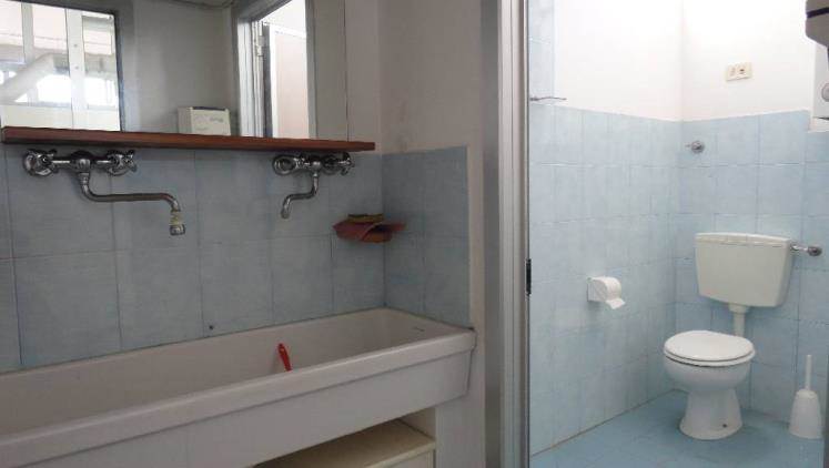 ufficio in vendita a Scandicci in zona Casellina