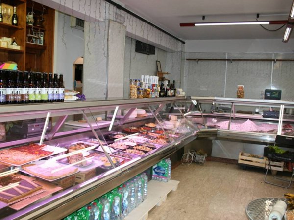 negozio in vendita a Scandicci