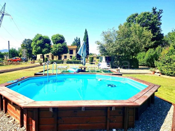 casa indipendente in vendita a Scandicci in zona Badia a Settimo