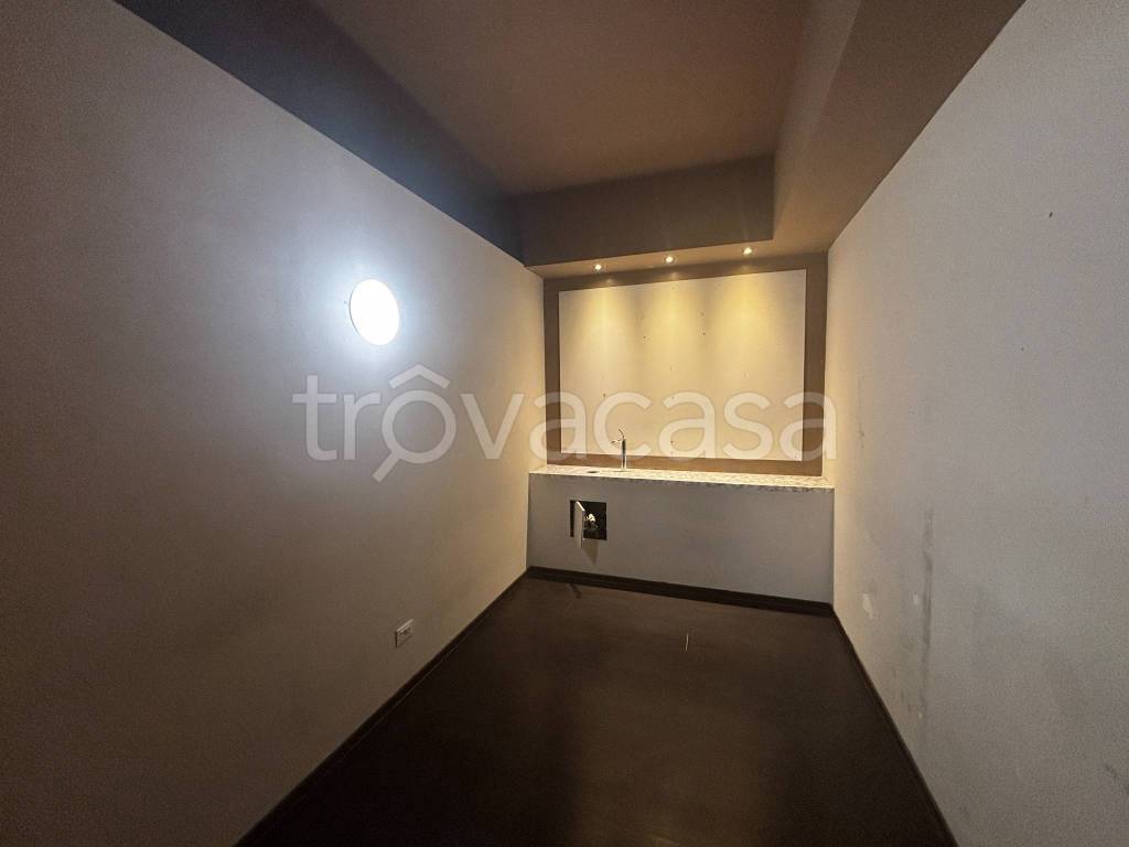 negozio in vendita a Scandicci