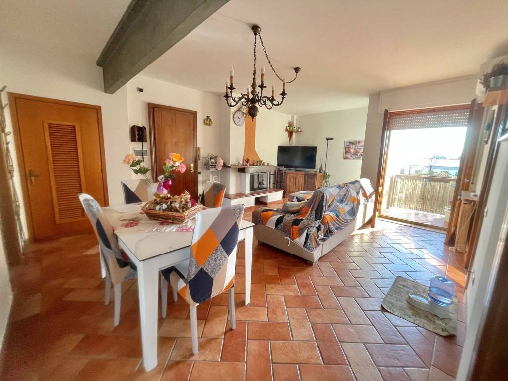 appartamento in vendita a Scandicci in zona Badia a Settimo