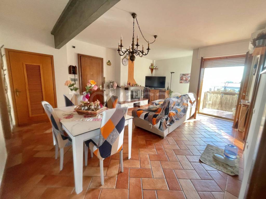 appartamento in vendita a Scandicci in zona Badia a Settimo